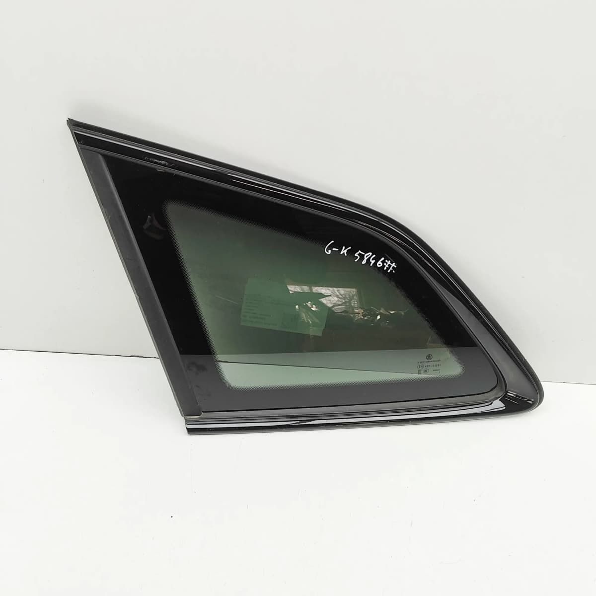 SKODA ENYAQ iV SUV 5AC, 5AZ Rear Left Quarter Window 5LG845297E 33606969