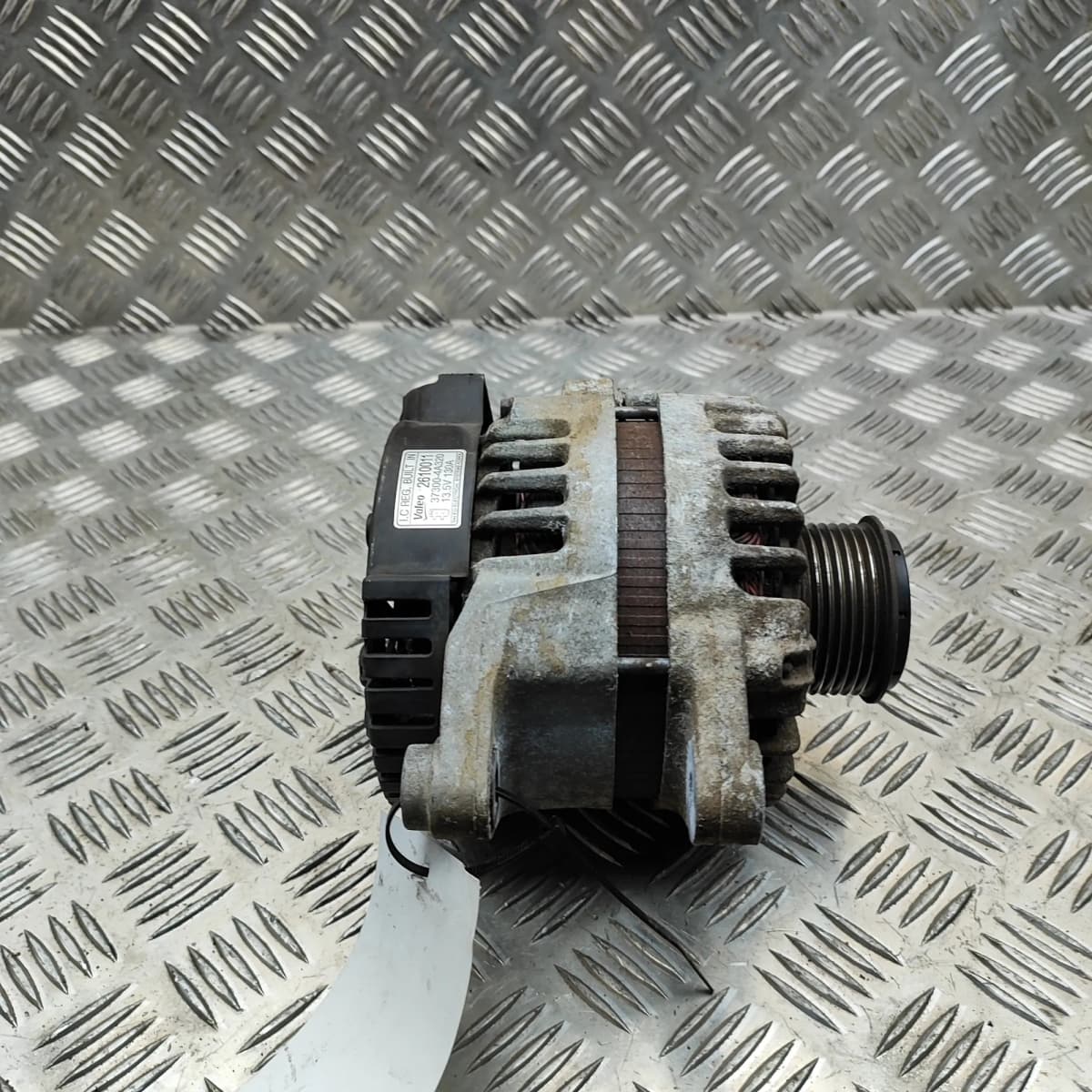 HYUNDAI H-1 Cargo TQ Alternator Generator 37300-4A320 2.5 Diesel 85kw 33617284