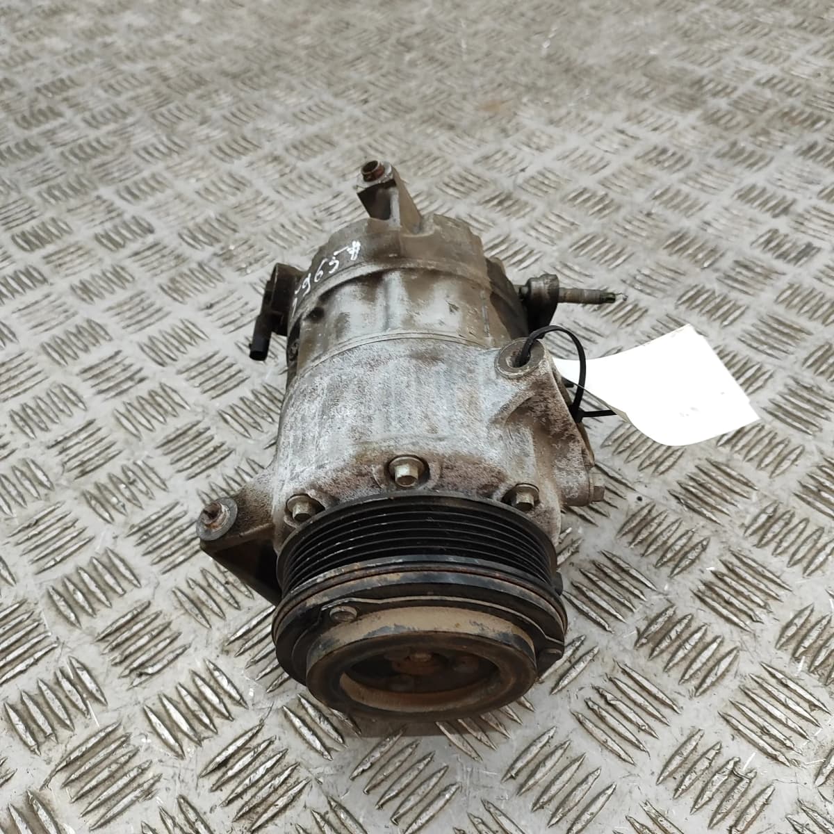 FORD RANGER TKE Air Condition A/C Pump JB3B-19D629-AA 2.0 Diesel 157kw 33694573