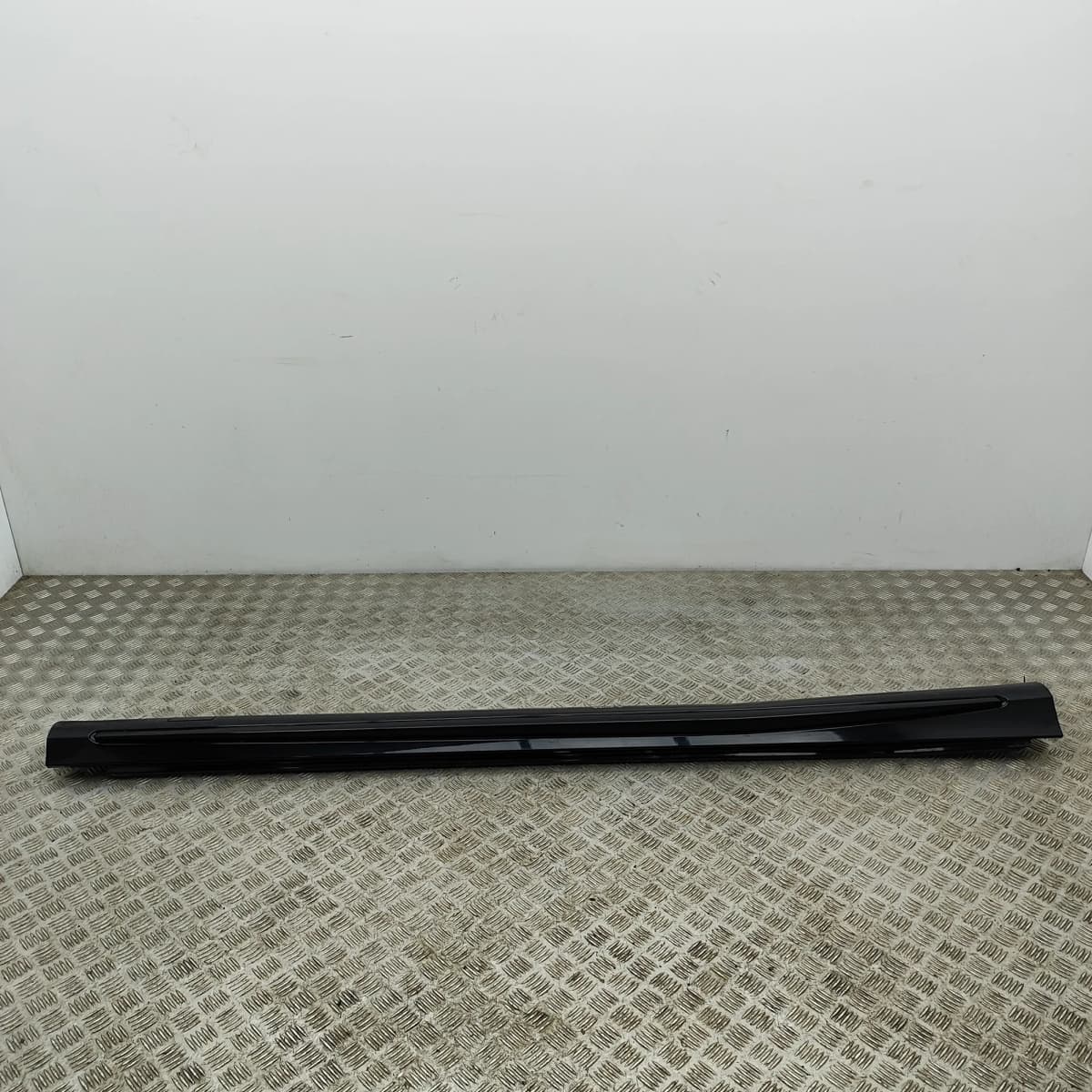 MERCEDES-BENZ CLA Coupe C117 Right Side Plastic Sideskirt Cover A1766980154