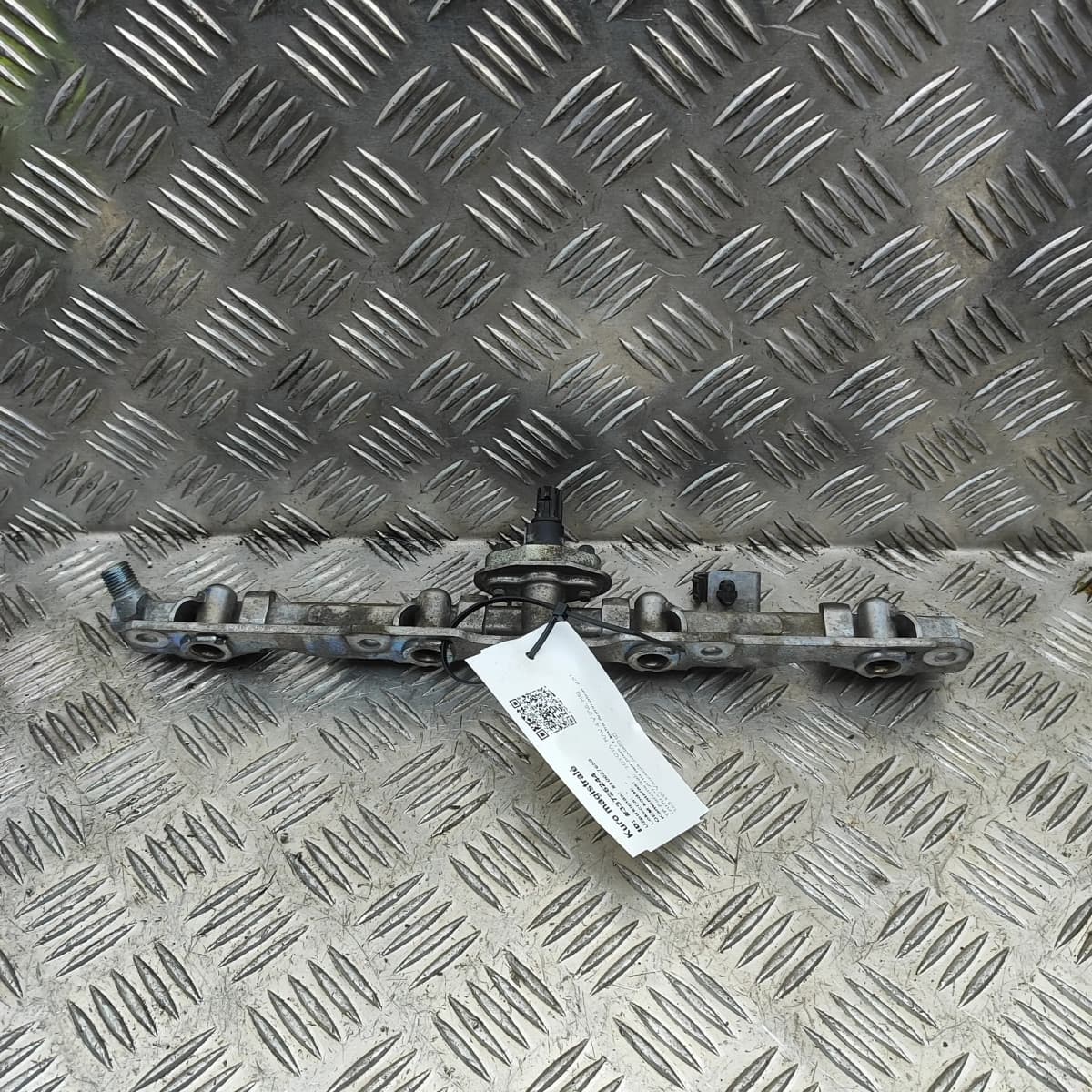 TOYOTA RAV 4 MK5 XA50 Fuel Rail 23814-25010 2.5 Hybrid 163kW 2019 33726244