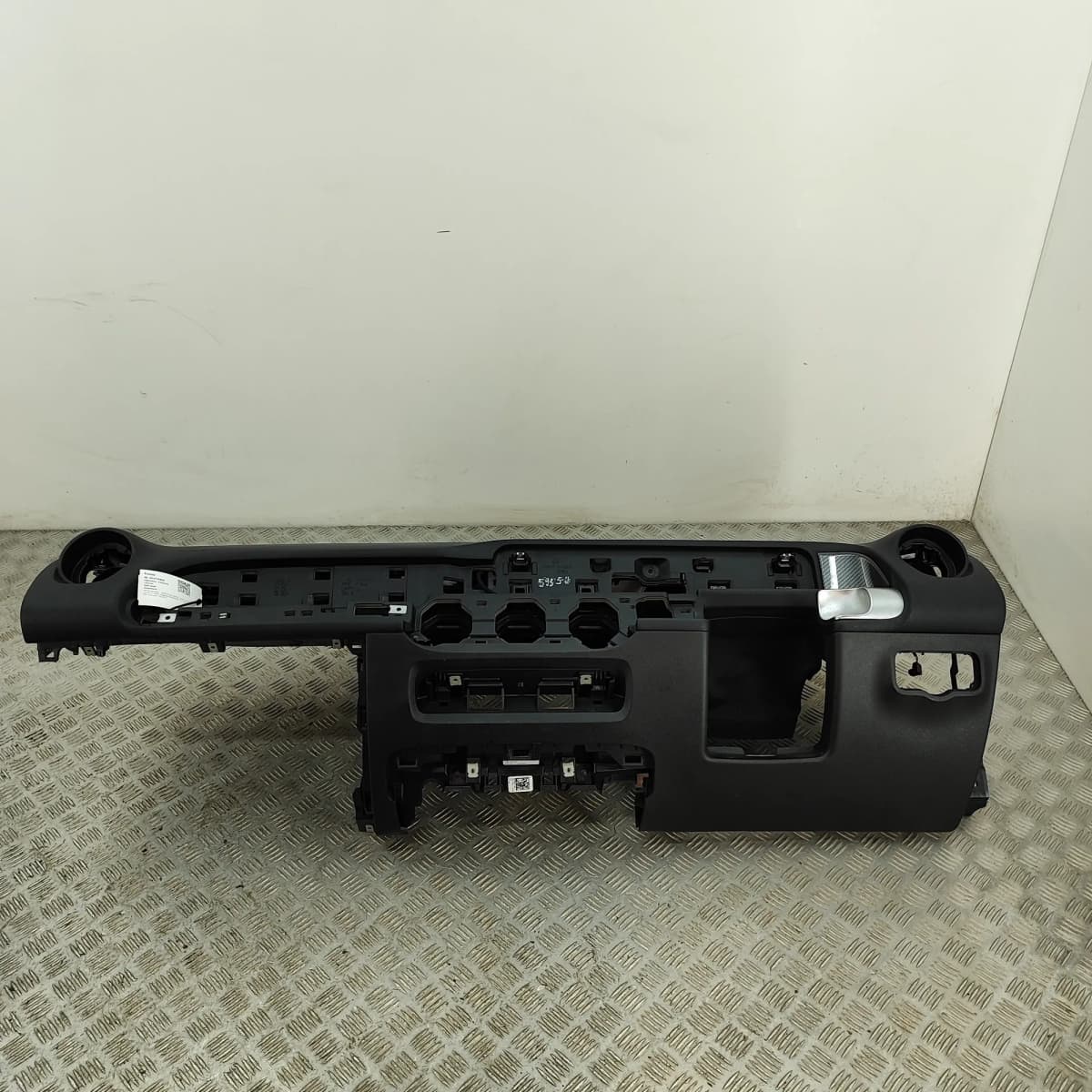 MERCEDES-BENZ GLB X247 Dashboard A2476807400 RHD 2020 33731628