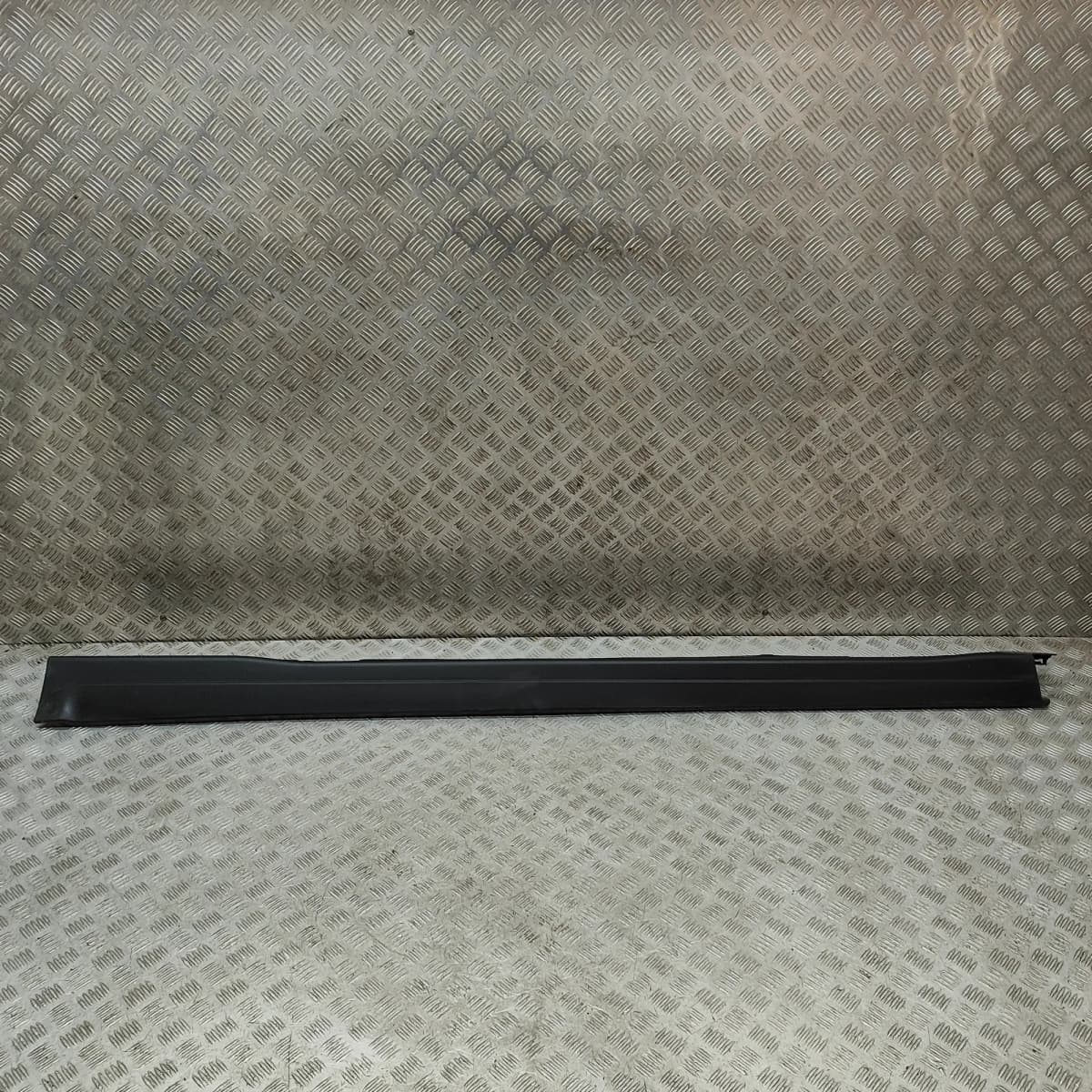 MERCEDES-BENZ GLB X247 Left Side Plastic Sideskirt Cover A2476980700 2020