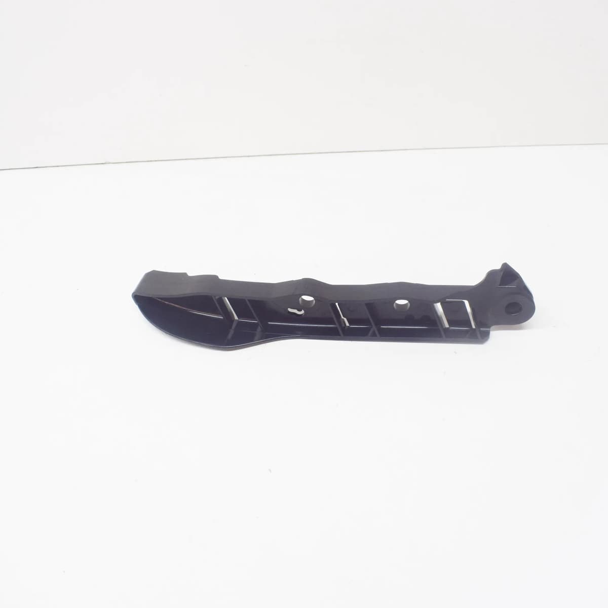 BMW 5 E60 Front Bumper Left Side Bracket 51117178077 7178077 NEW GENUINE
