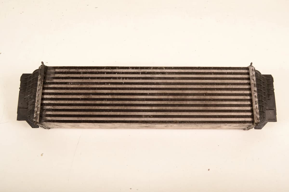 BMW 5 F11 530d 2016 RHD Intercooler Radiator 17517805629 10002943