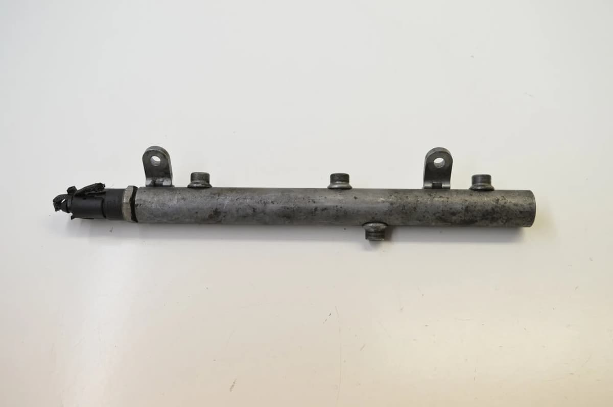 MERCEDES-BENZ M W164 2007 Fuel Rail A6420700695