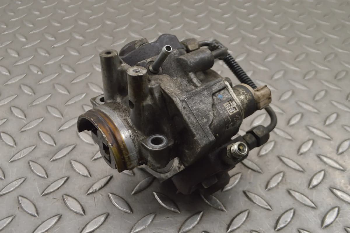 MAZDA 6 GH 2.2 MZR-CD 2008 High Pressure Fuel Pump R2AA 13 800 15259649