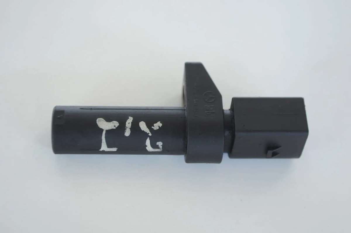 MERCEDES SPRINTER 3.0 CDI 2007 RHD Crankshaft Position Sensor 0031532828 1628897