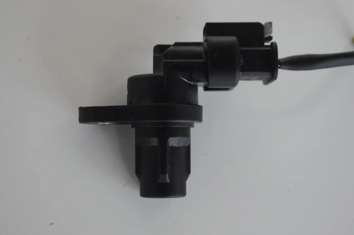 MERCEDES ML W164 2008 RHD Camshaft Position Sensor A0041539628 1637939