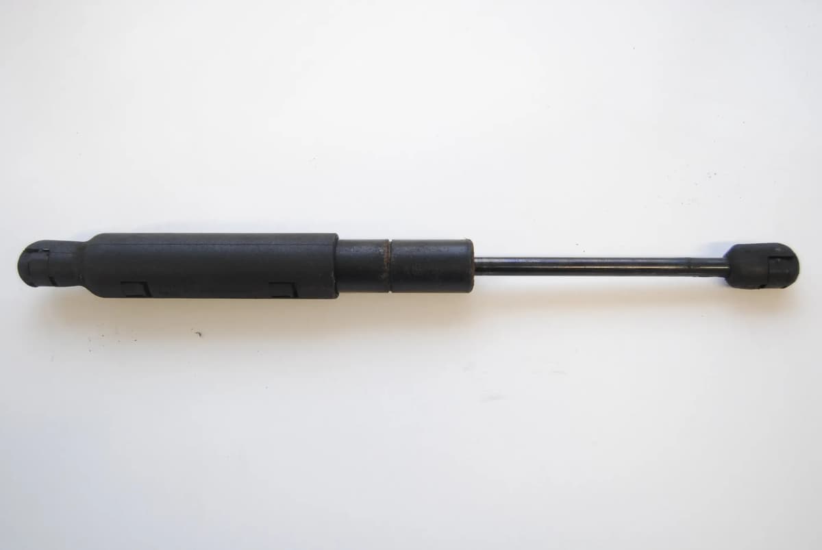Mercedes S320 CDI W221 2007 RHD Bonnet Hood Gas Strut Left Side 1710207