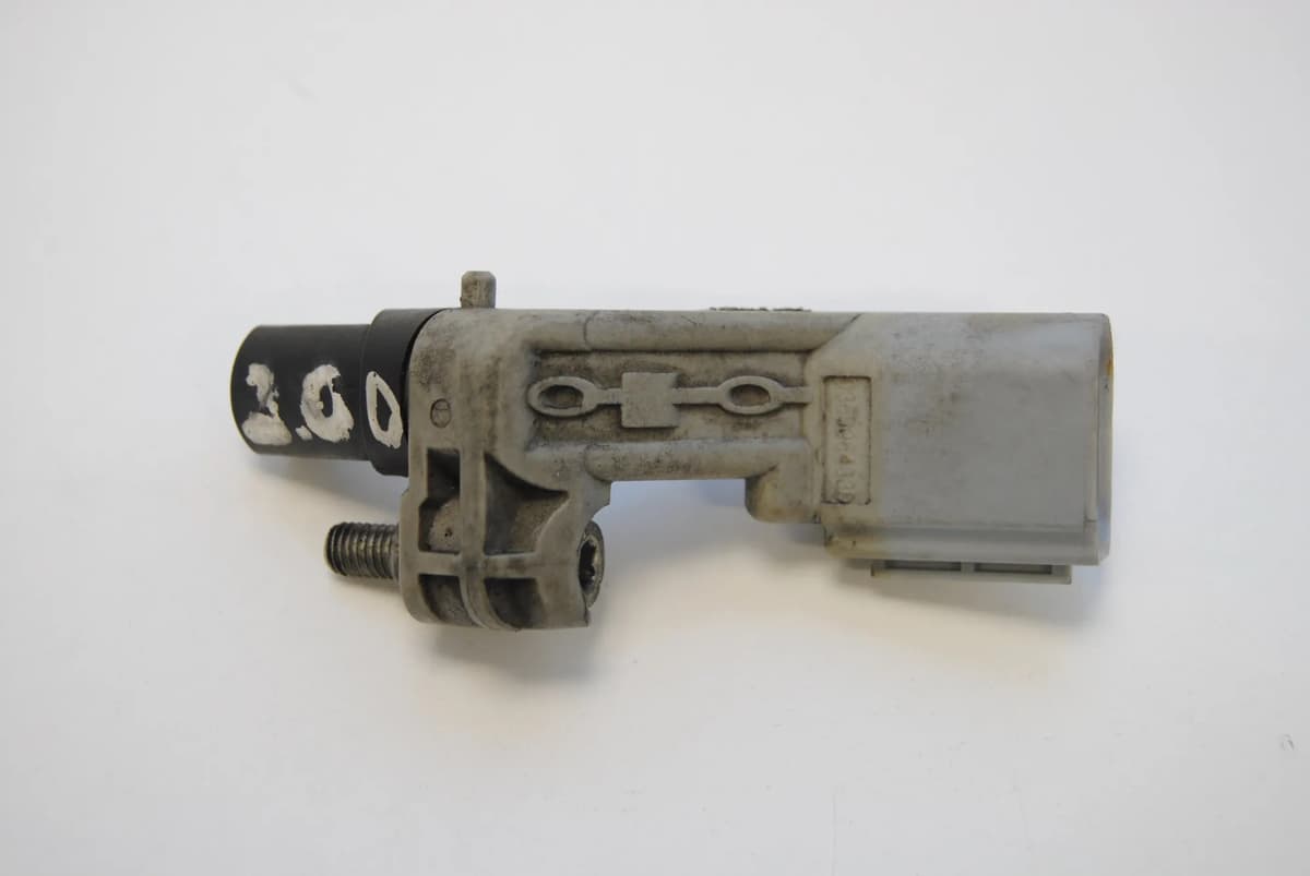 VW TRANSPORTER T5 2.0 TDI 2007 RHD Crankshaft Position Sensor 036906433D 1721822
