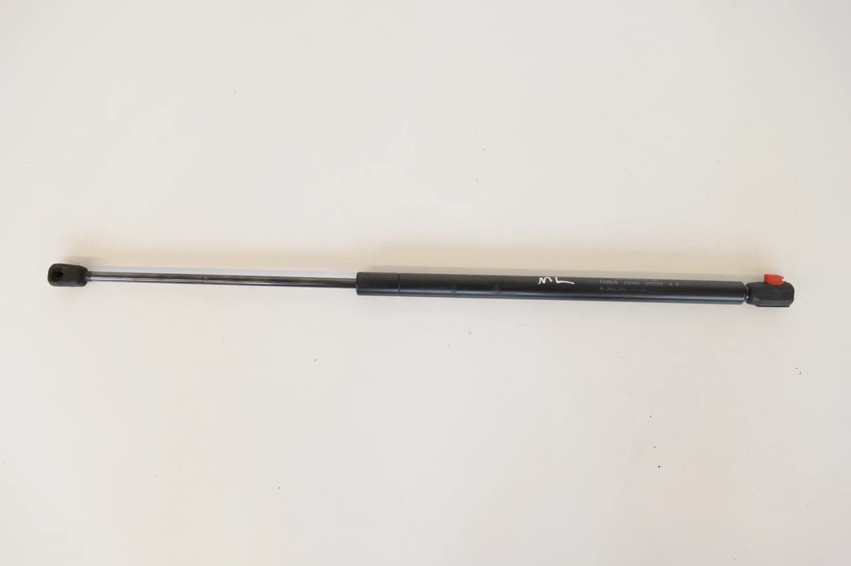 MERCEDES ML W164 2006 RHD Bonnet Hood Gas Strut Left A1648800029 1829295