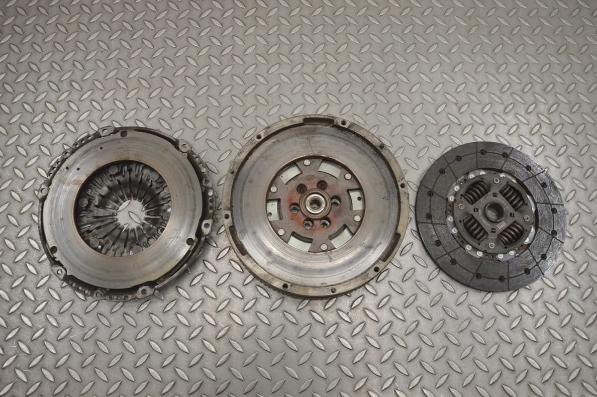 VW CRAFTER 30-50 Furgon 2E_ 2016 Clutch Kit 326009610