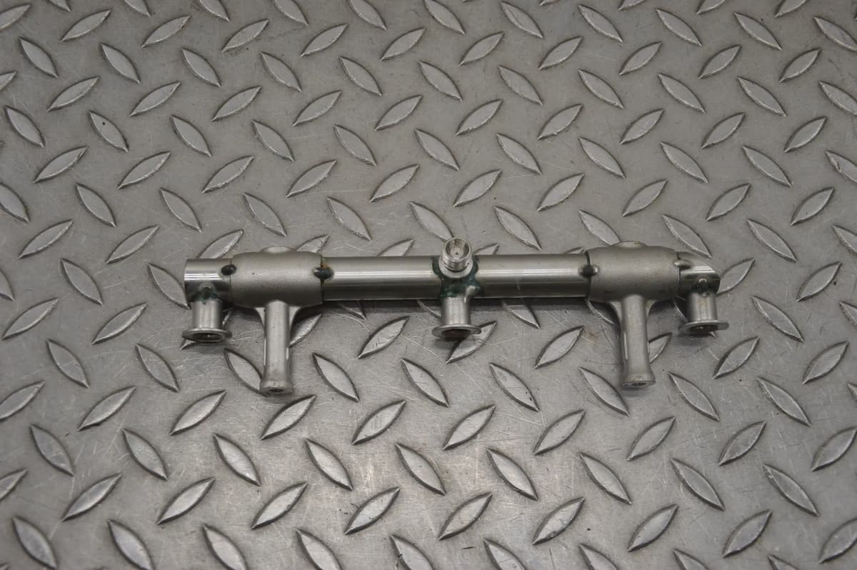 Porsche 911 Fuel Injection Rail 9A211040301 991 3.0 S 2016 21470588