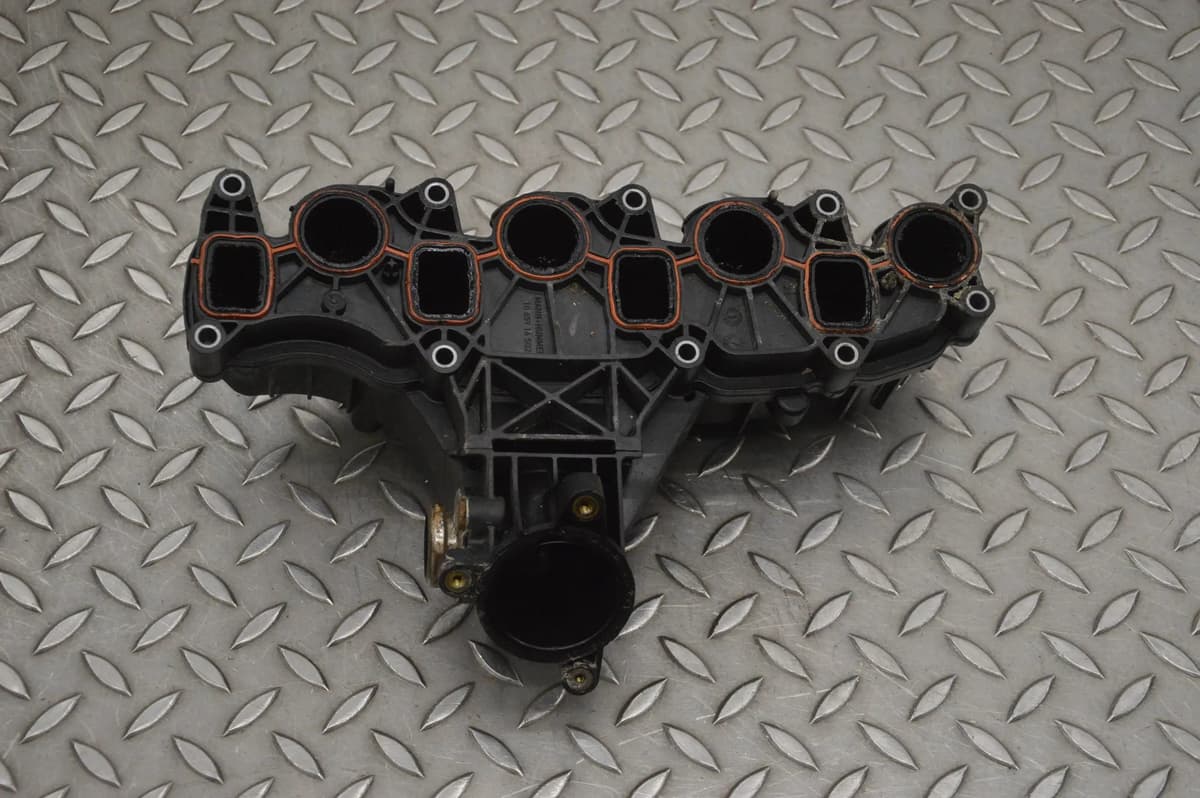 Audi Q5 Intake Manifold 03L129711BA 8R 2.0 TDI 2013 RHD 21581604
