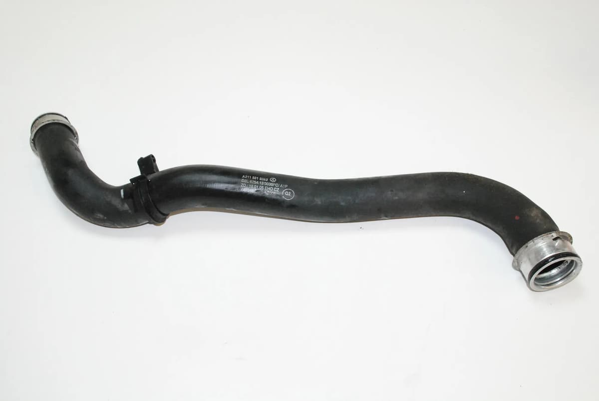 MERCEDES-BENZ E W211 Left Side Cooling Radiator Hose A2115015382 2006 2195786