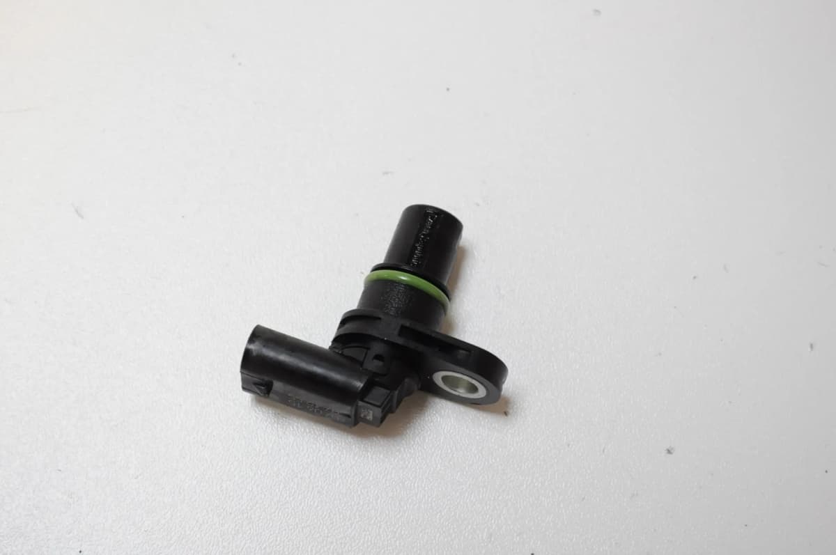 Audi A3 Camshaft Position Sensor 04C907601A 8V 1.4 TFSI 2015 LHD 2330211