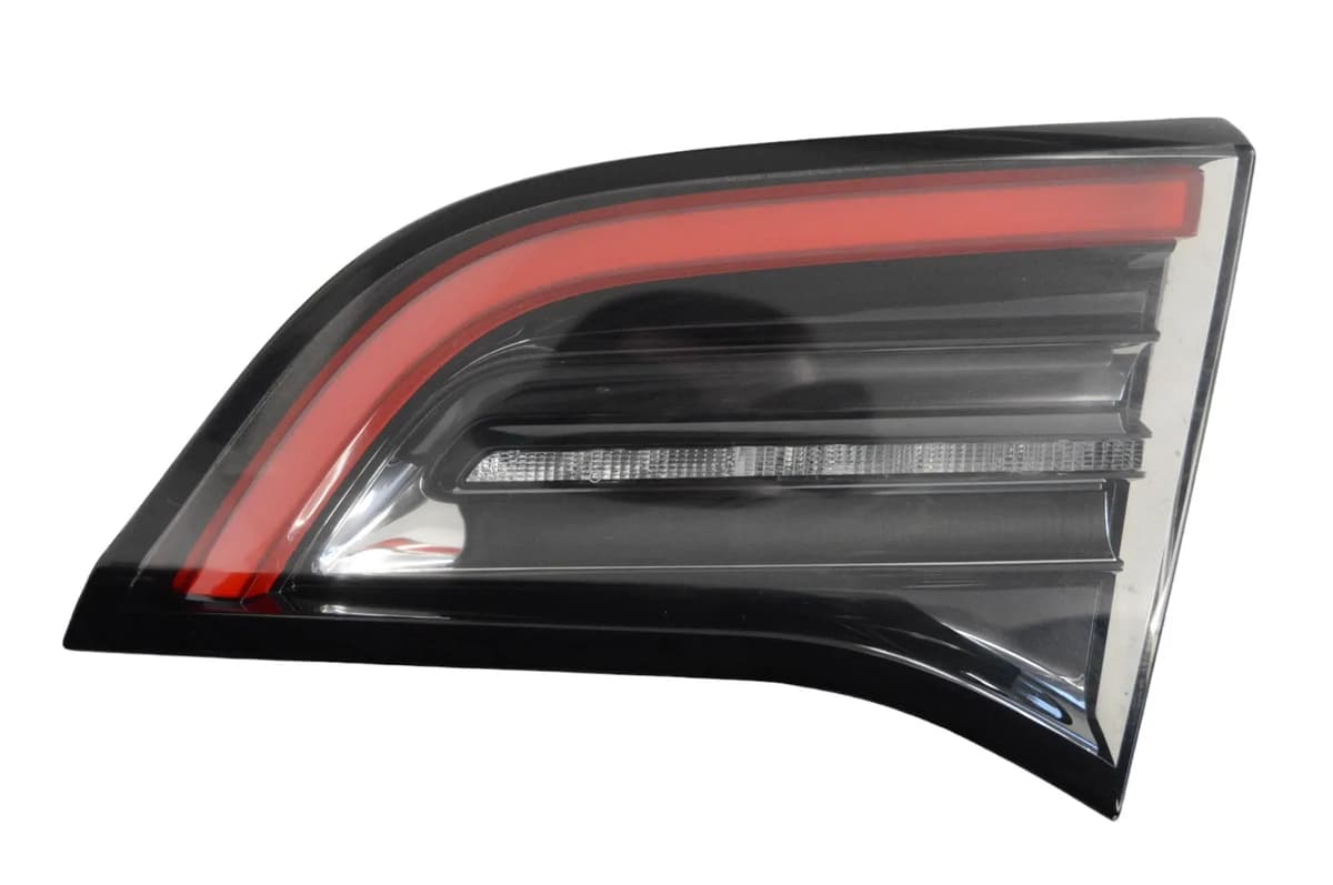 Tesla Model Y Tail Light Rear Right 2022 RHD 23325484