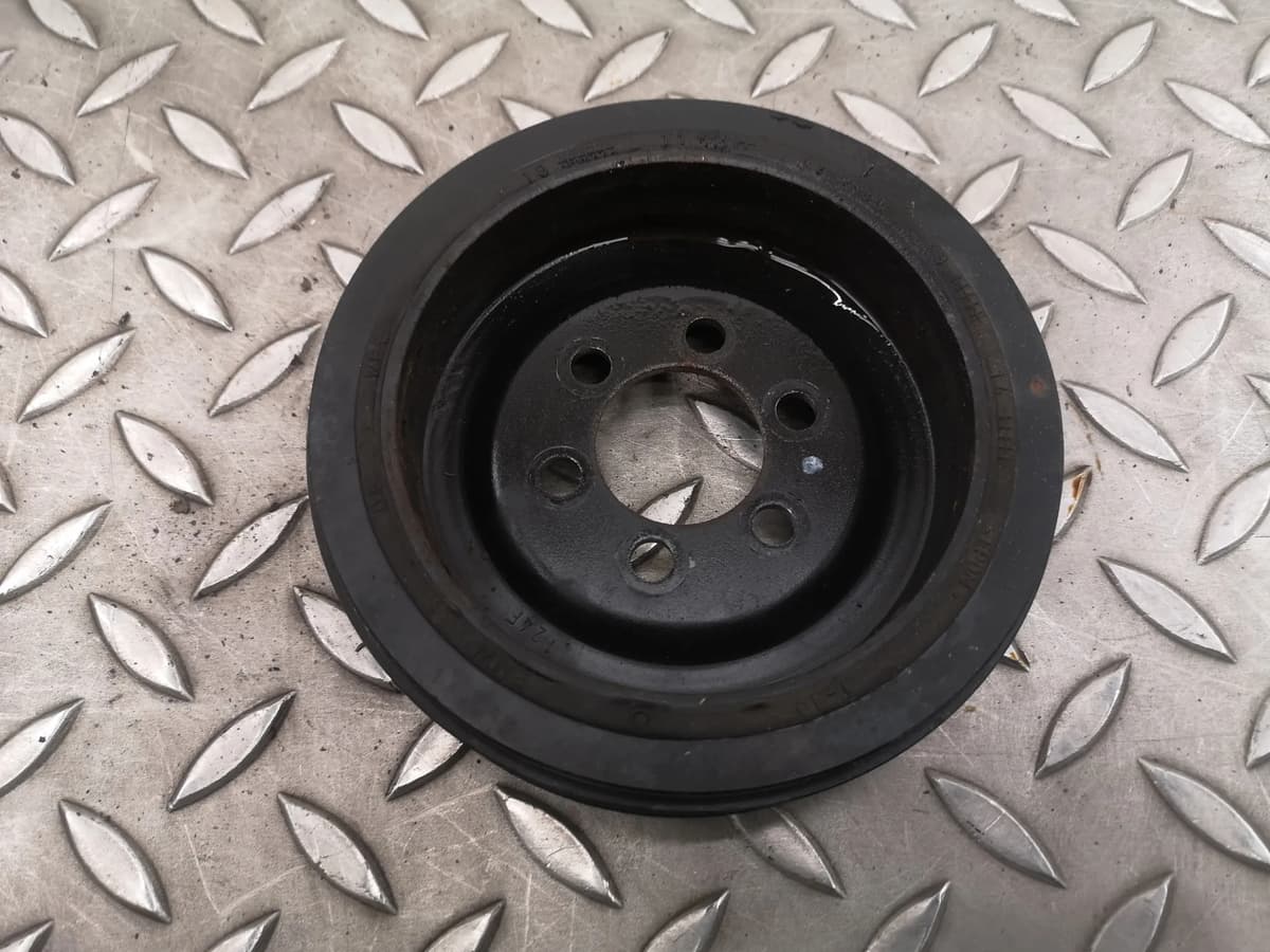 BMW F22 Crankshaft Pulley 7597420 220i 2014 RHD 25390514