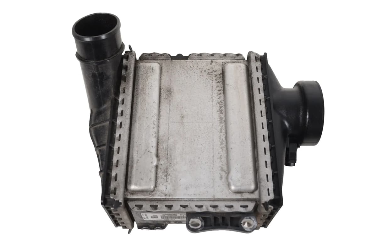 Mercedes C250d W205 Intercooler Radiator A6510900314 2016 25846418