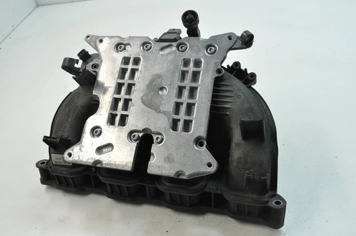 BMW Z4 Roadster E89 2012 Intake Manifold 7588126