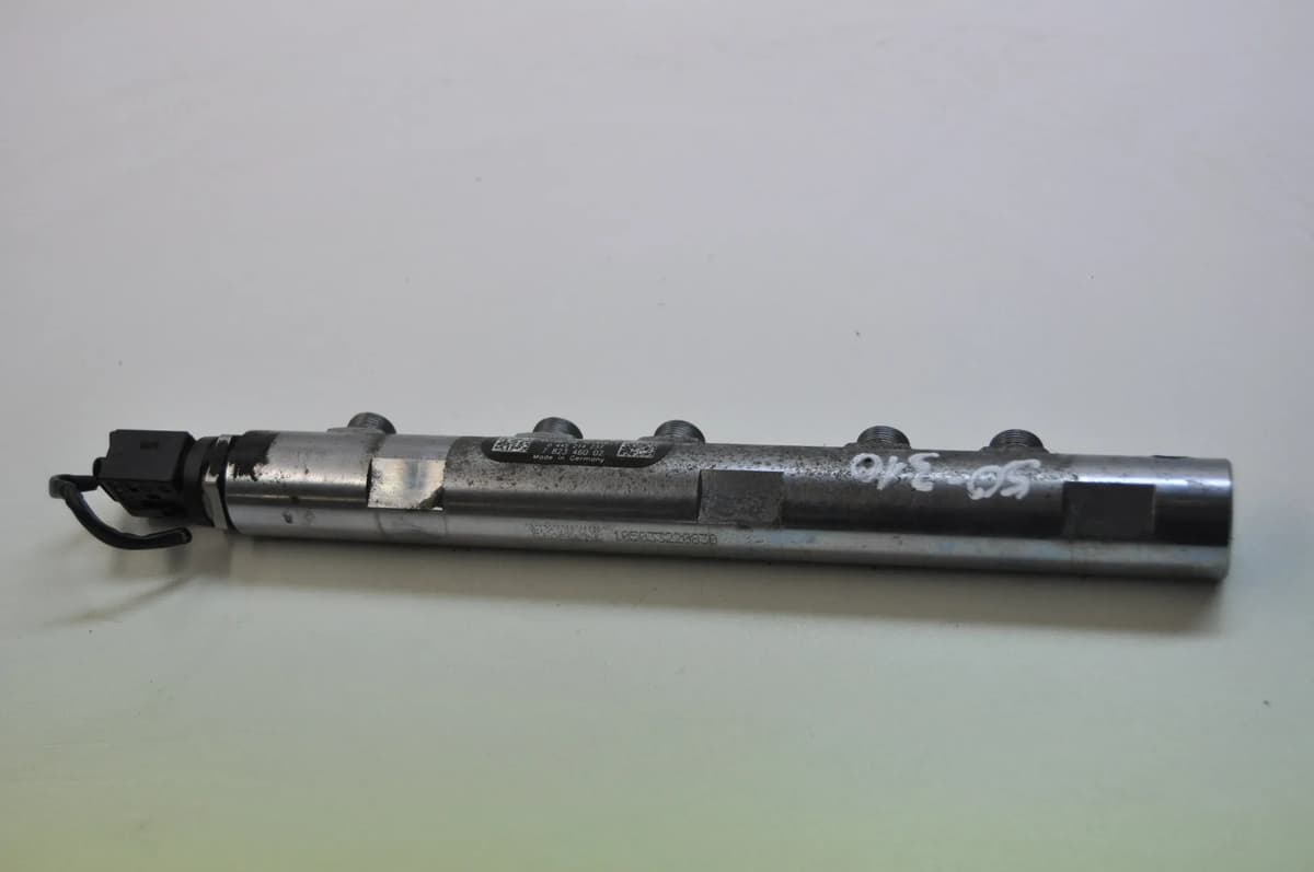 MINI COUNTRYMAN R60 2012 Fuel Rail 281002948
