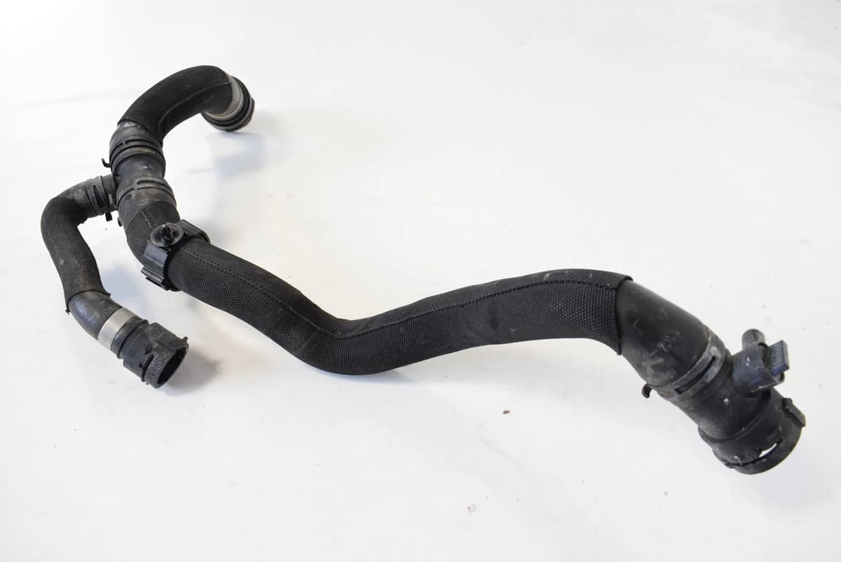 AUDI A4 Avant 8K5, B8 2013 Left Side Cooling Radiator Hose 8K0121049M