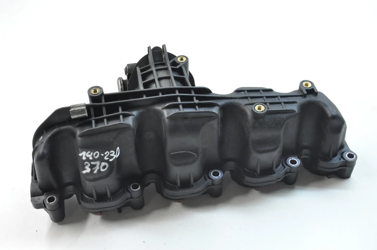 VW PASSAT Variant B7 365 2012 Intake Manifold 03L129711