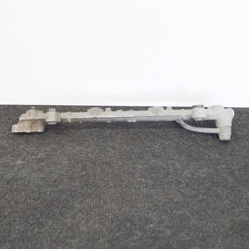 TOYOTA HIACE H100 Fuel Rail 2.7 Petrol 105kw 2004
