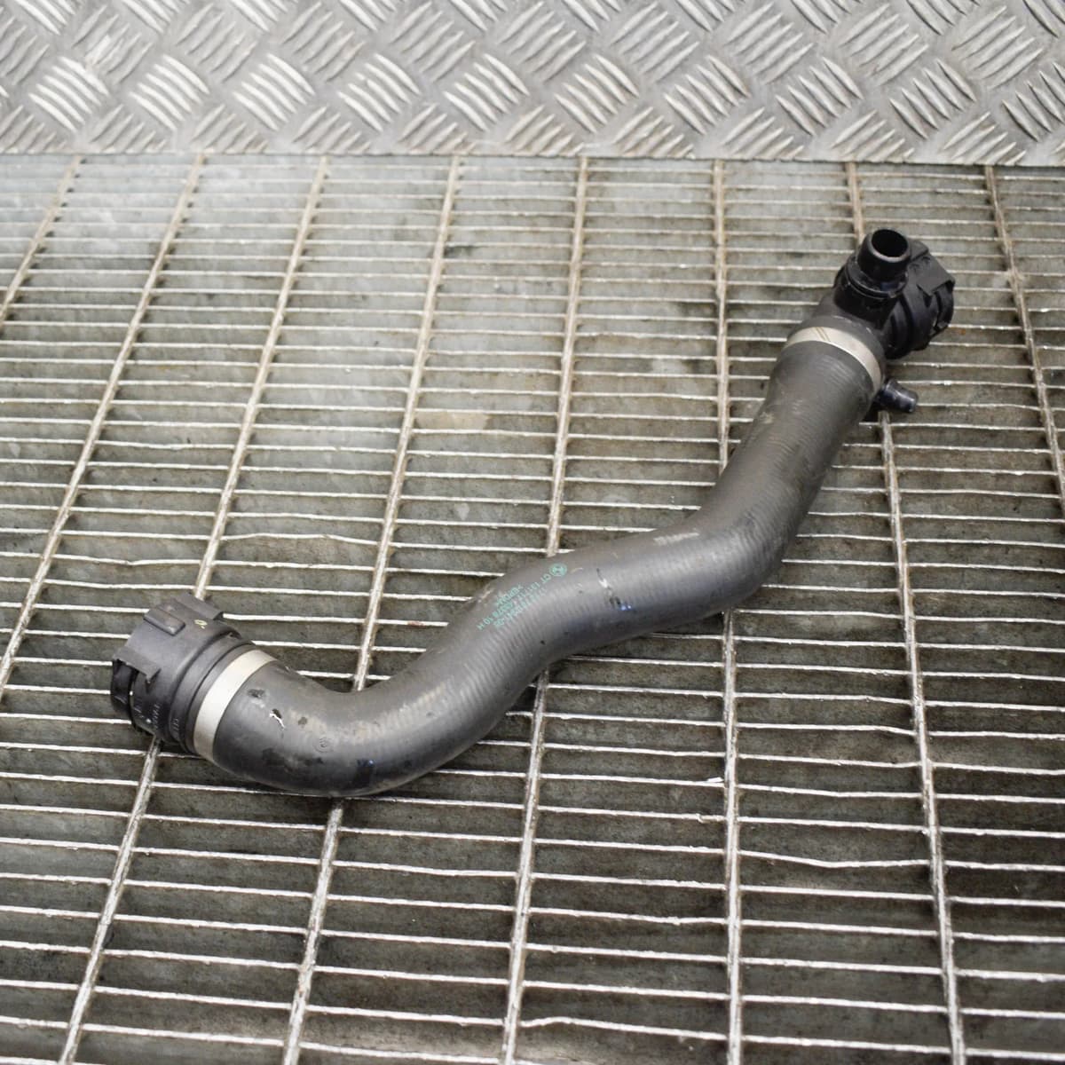 BMW 3 F30 Left Side Water Radiator Hose 7812941 3.0 Diesel 190kw 2014