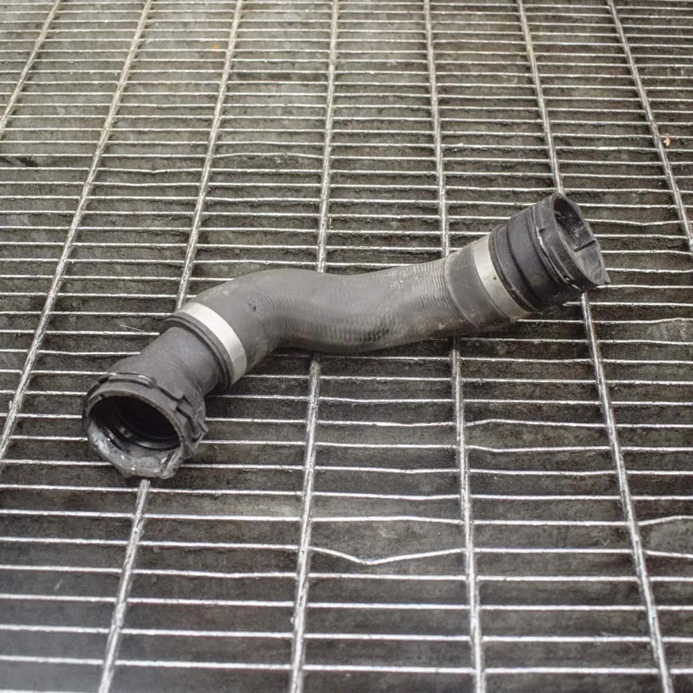 BMW 5 GT F07 530d Right Side Water Radiator Pipe Hose 8509274 180kw 2011