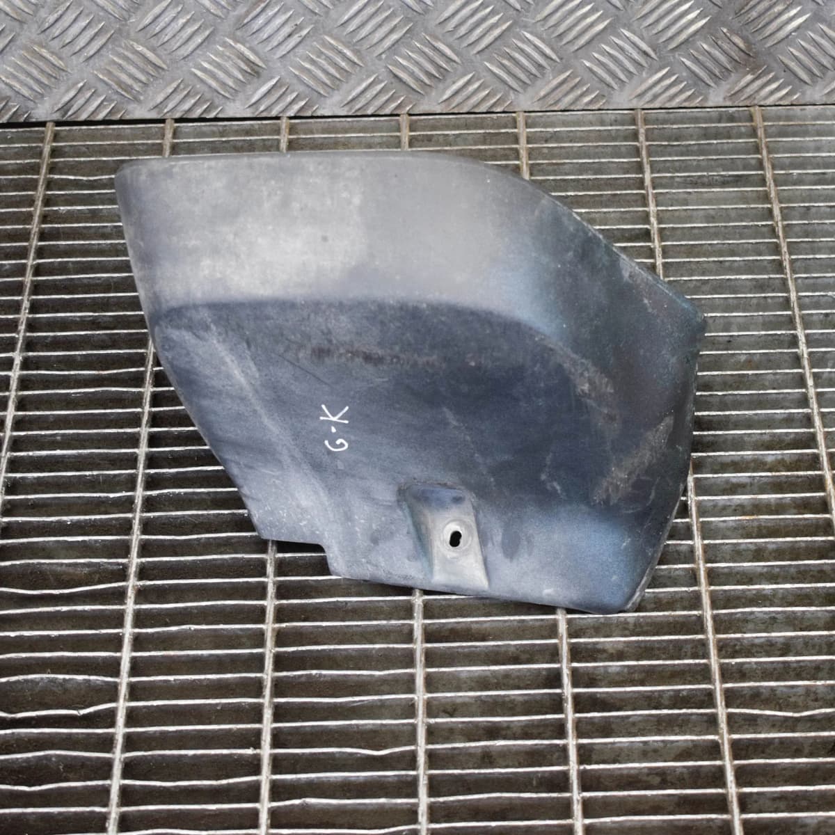 MITSUBISHI L200 TRITON KK Rear Left Mud Guard 5370B553 2.4 Diesel 113kw 2016