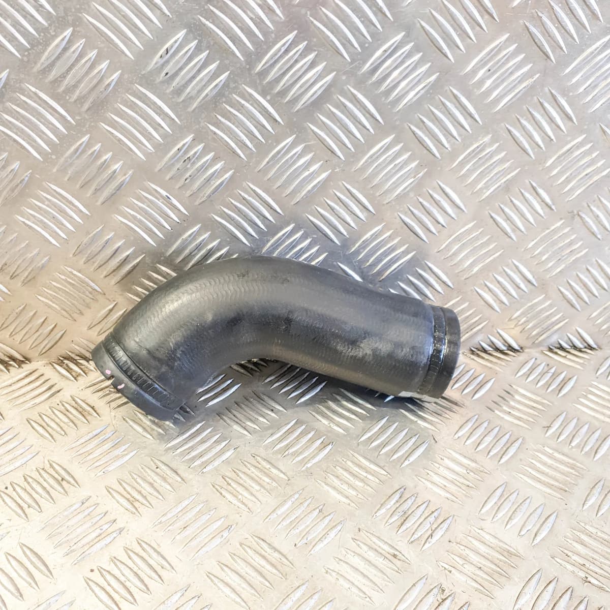 VOLVO XC90 MK2 Right Side Intercooler Hose Pipe 31422095 2.0 Petrol 183kw 2019
