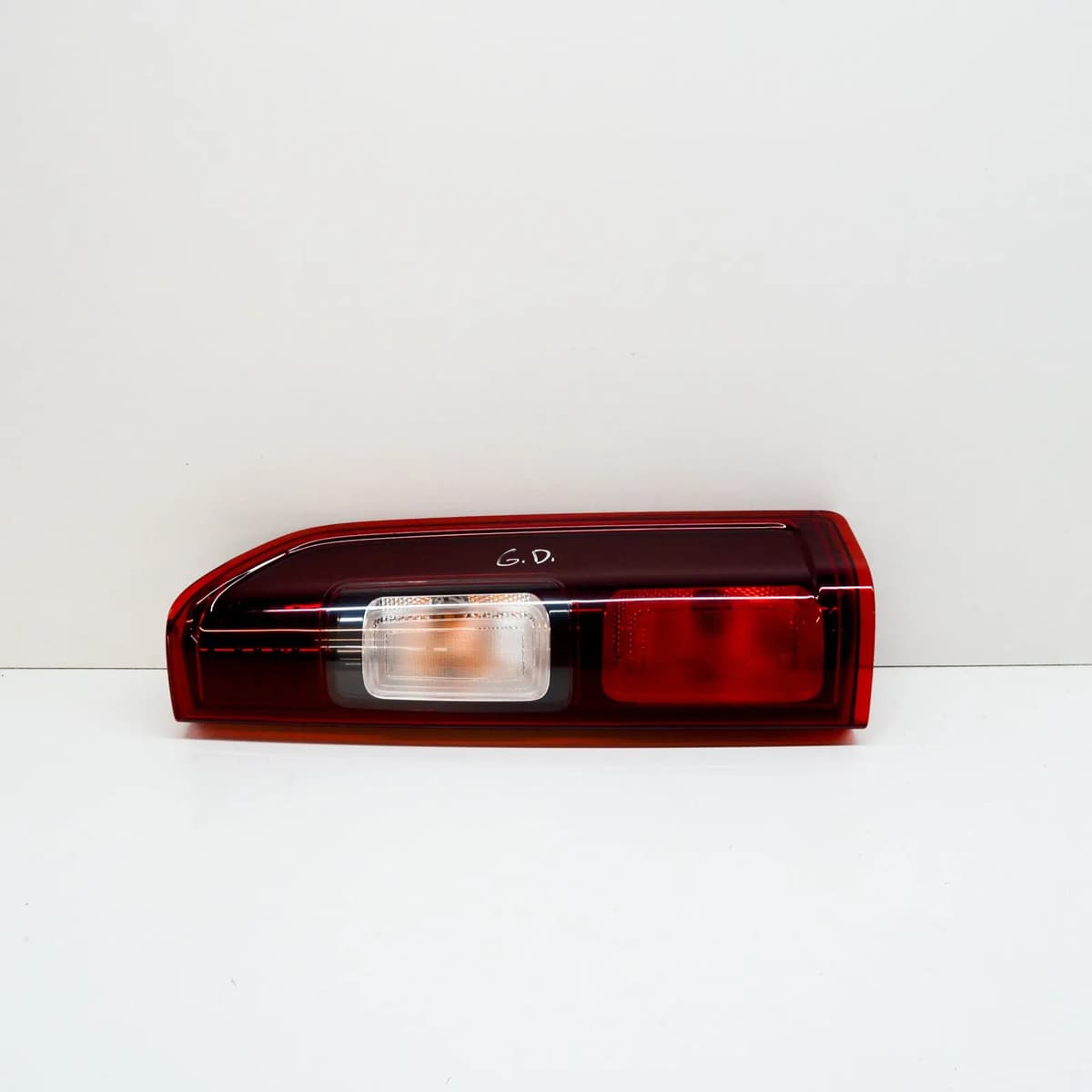 OPEL VAUXHALL VIVARO X82 Rear Right Taillight 93867969 265504656R 1.6D 92kw 2016