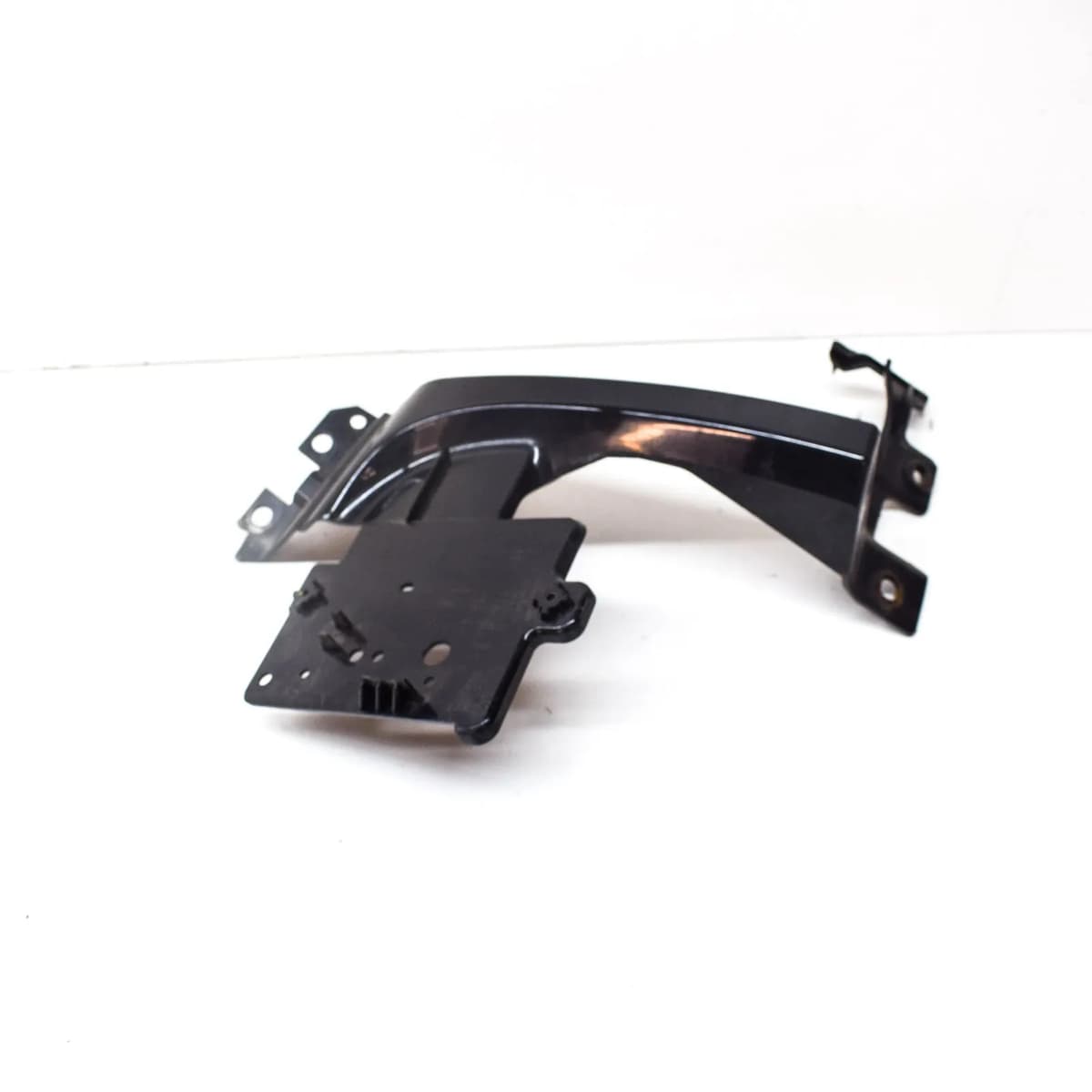 LAND ROVER RANGE ROVER EVOQUE L538 Rear Left Bumper Bracket JJ32-17A751-AD 2017