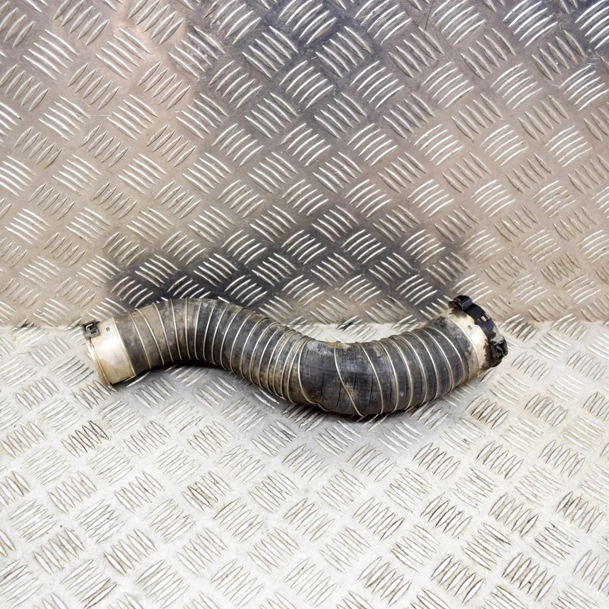 BMW X4 G02 xDrive 20d Right Side Intercooler Hose 8584545 2.0 Diesel 140kw 2018