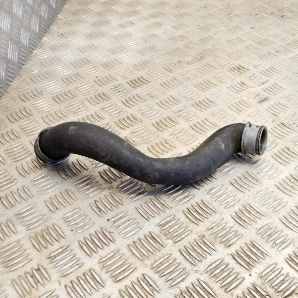 MERCEDES-BENZ E W212 220 BlueTEC Left Side Water Radiator Hose A2045011582 130kw