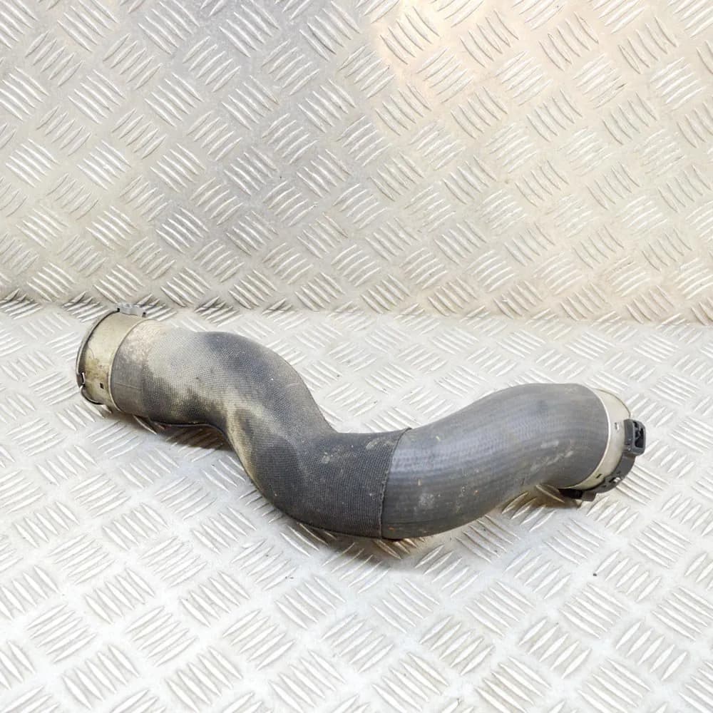 BMW 3 F30 320d Right Side Intercooler Pipe Hose 4742748 135kw 2012