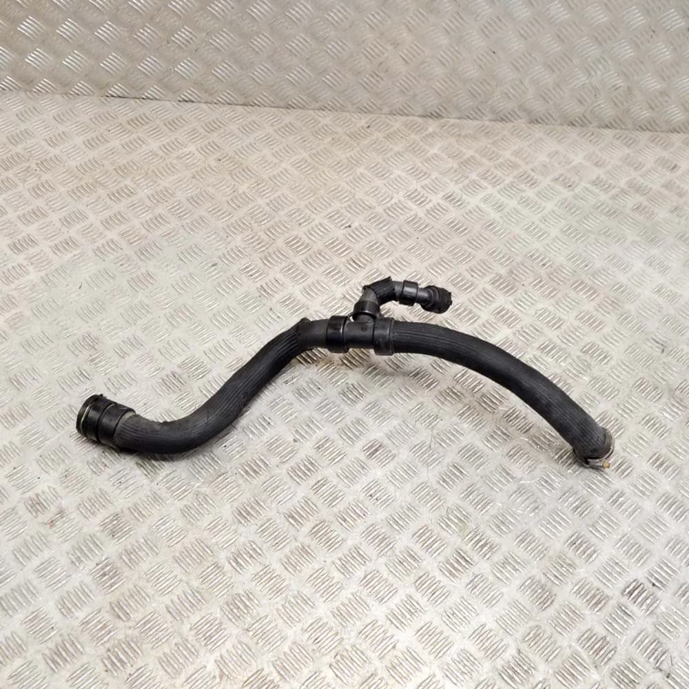 VOLVO V60 MK1 D3 Left Side Water Radiator Pipe Hose 31355200 2.0 Diesel 100kw