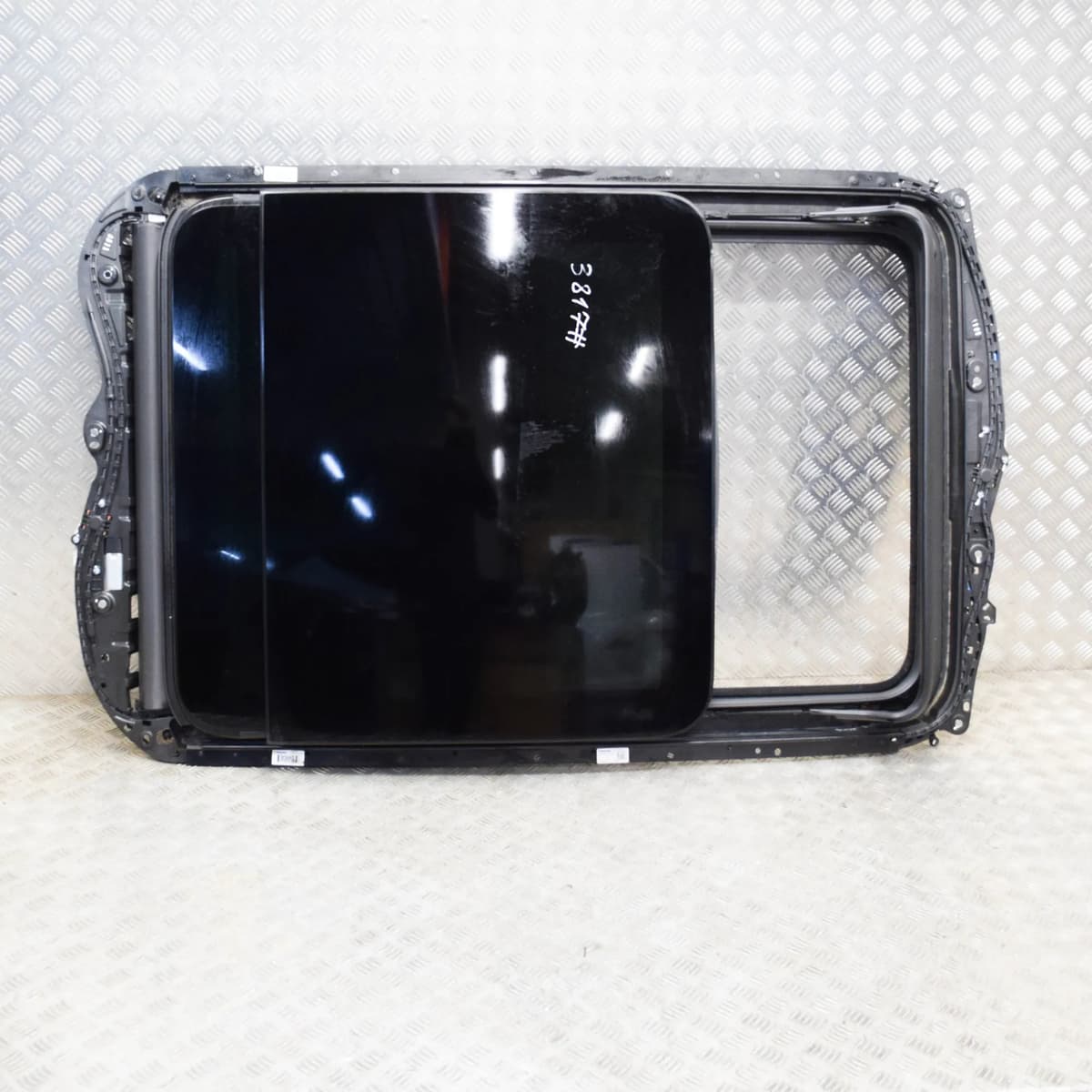 PORSCHE MACAN DKN 2019 Sunroof 95B.959.591.B
