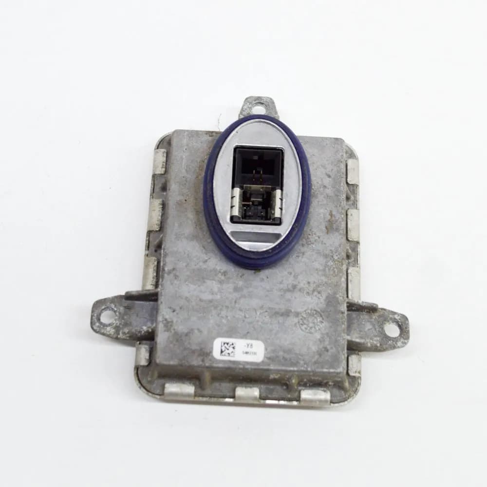 BMW 5 F10 518d Front Left Headlight Xenon ECU Module 7296090 110kw 2014
