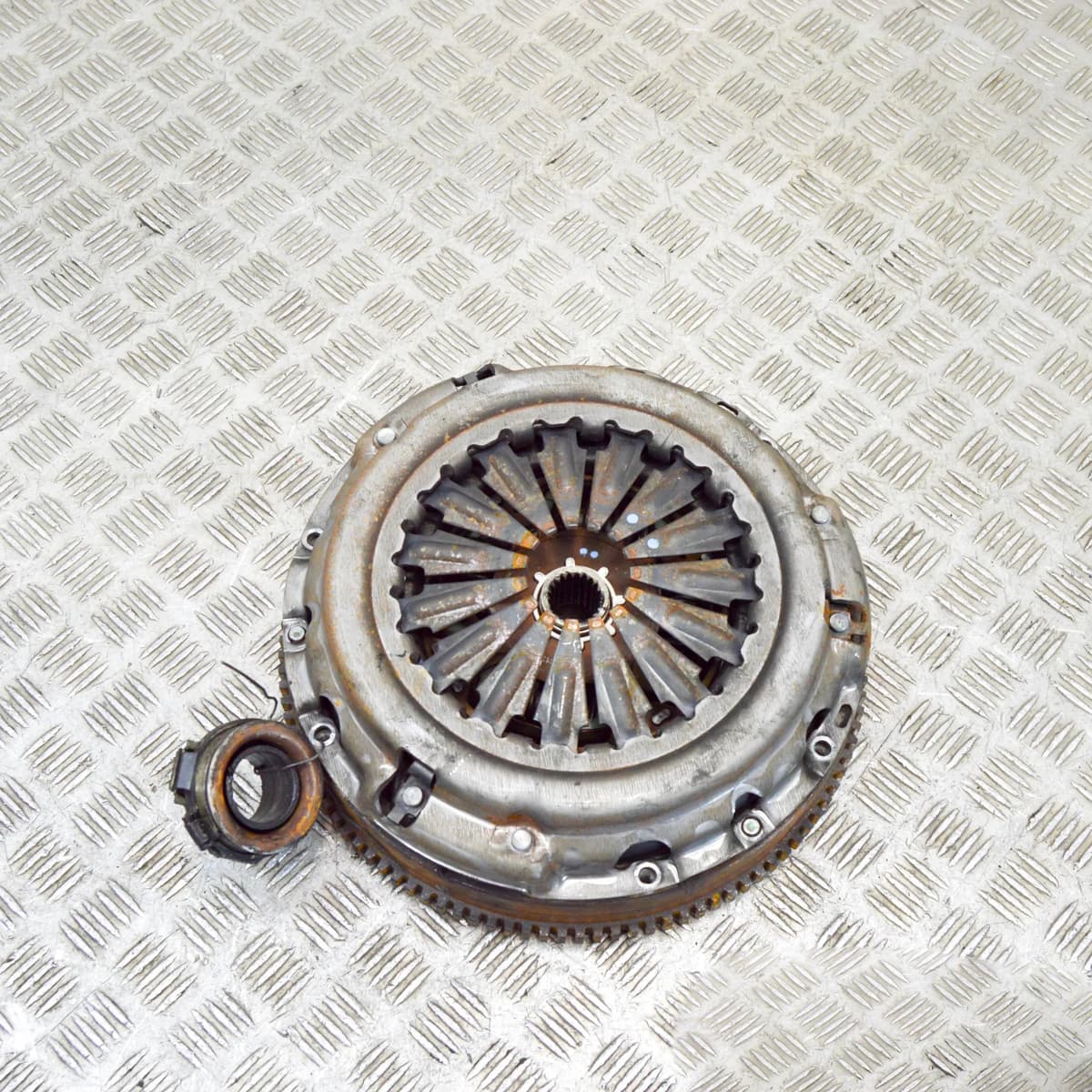 TOYOTA HILUX MK7 AN10 4WD Clutch Kit 31210-0K190 31250-0K221 2.5D 75kw 2012