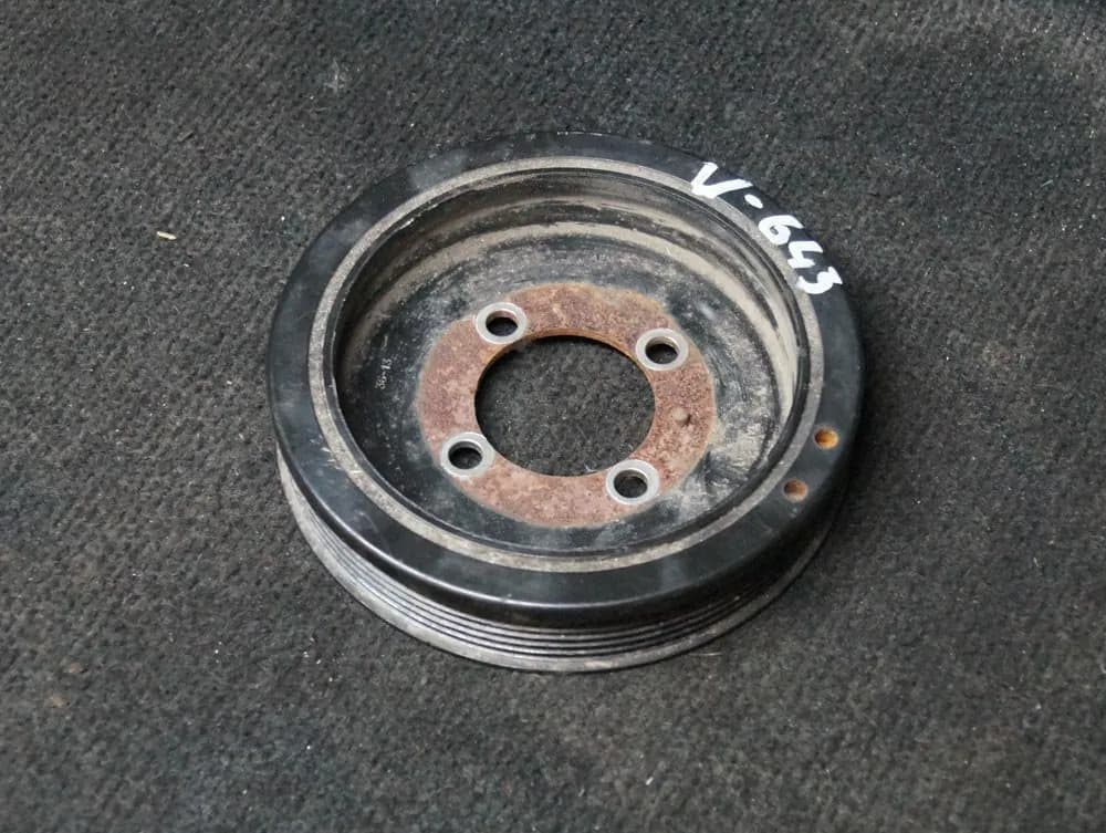 OPEL ZAFIRA B A05 2012 Crankshaft Pulley 55575960