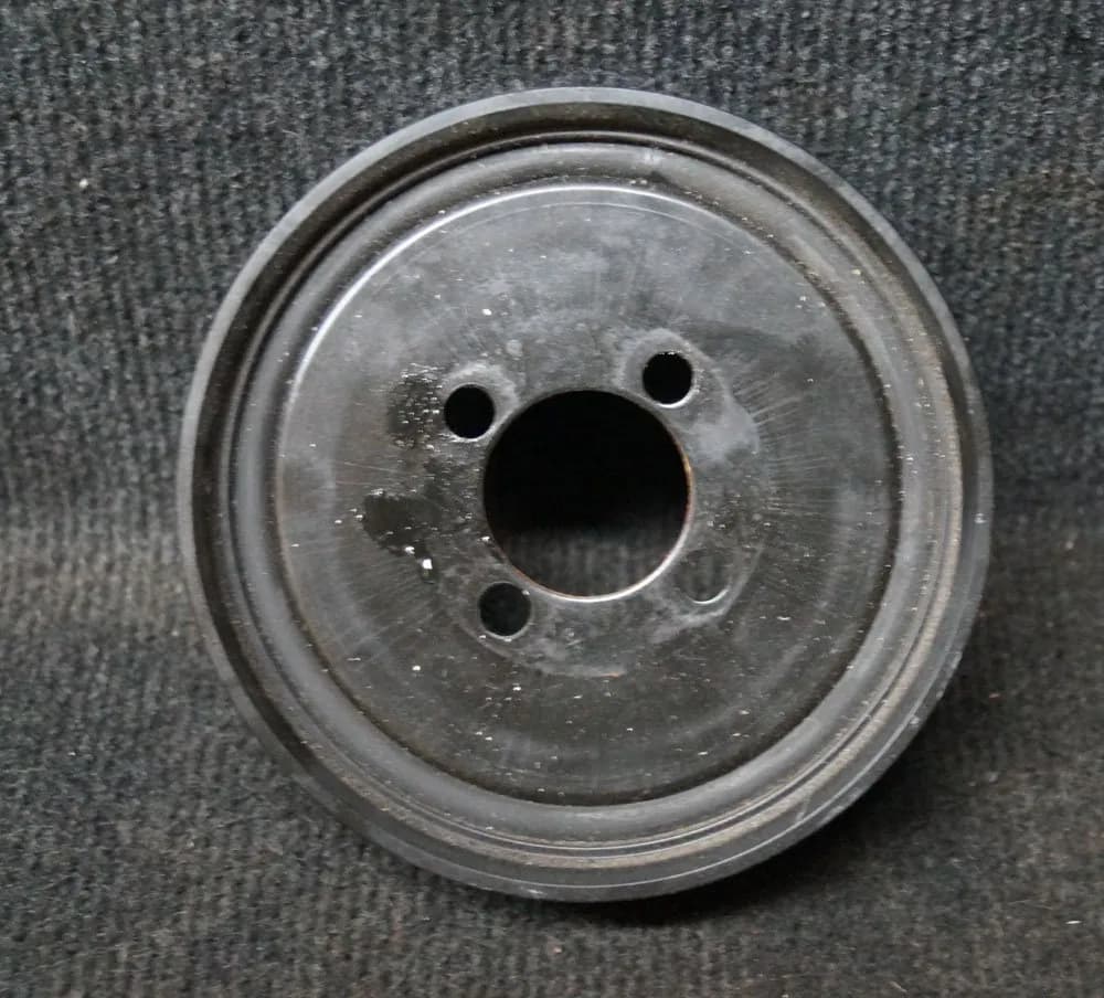 BMW 3 Cabrio E93 2012 Crankshaft Pulley 7548003