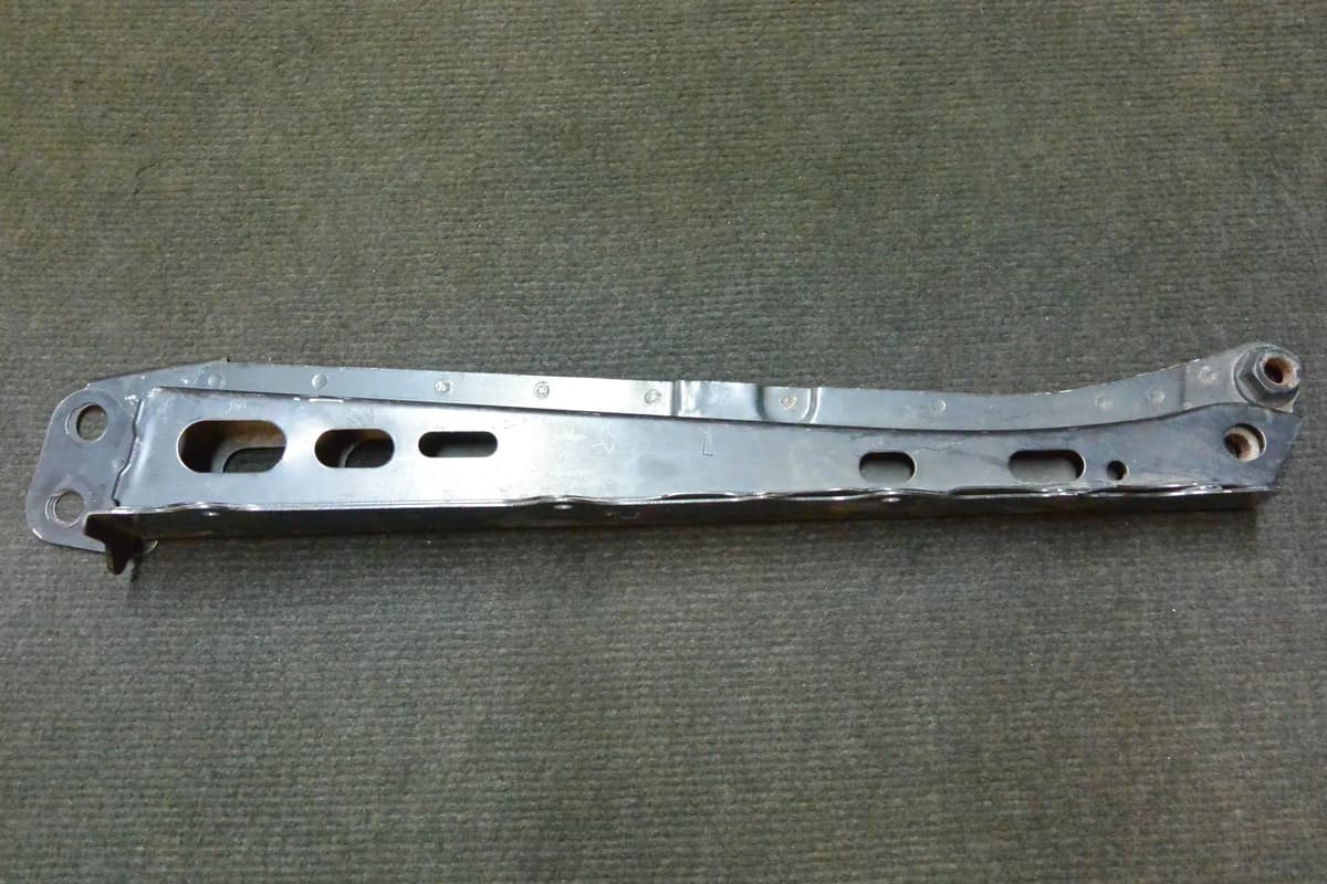 LEXUS CT ZWA10_ 2014 Slam Panel Frame Lower Part