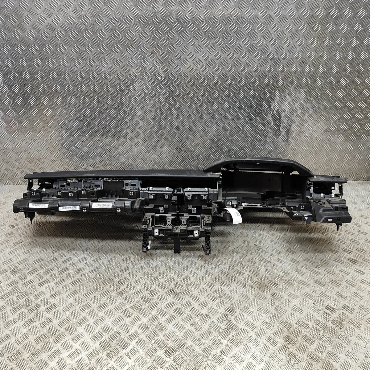 LR RANGE ROVER VELAR L560 Armaturenbrett RHD J8A204320DG 2.0 Diesel 22128955