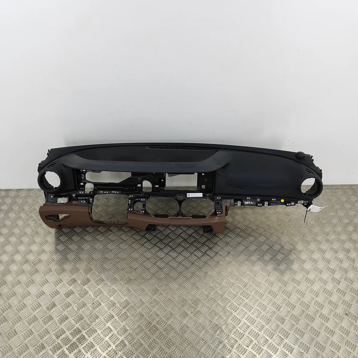 MERCEDES-BENZ E W213 Dashboard LHD A2136809404 2.0 Hybrid 225kW 2022 22242140