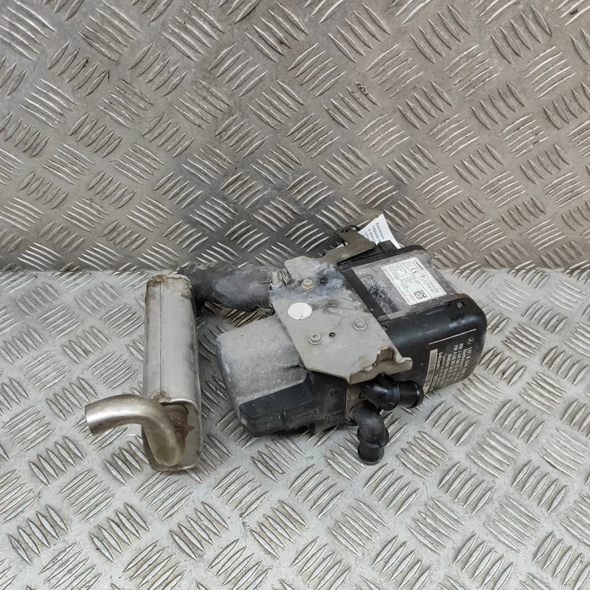 MERCEDES-BENZ CLA Coupe C117 Webasto Auxiliary Heater 122R000258 10R045627