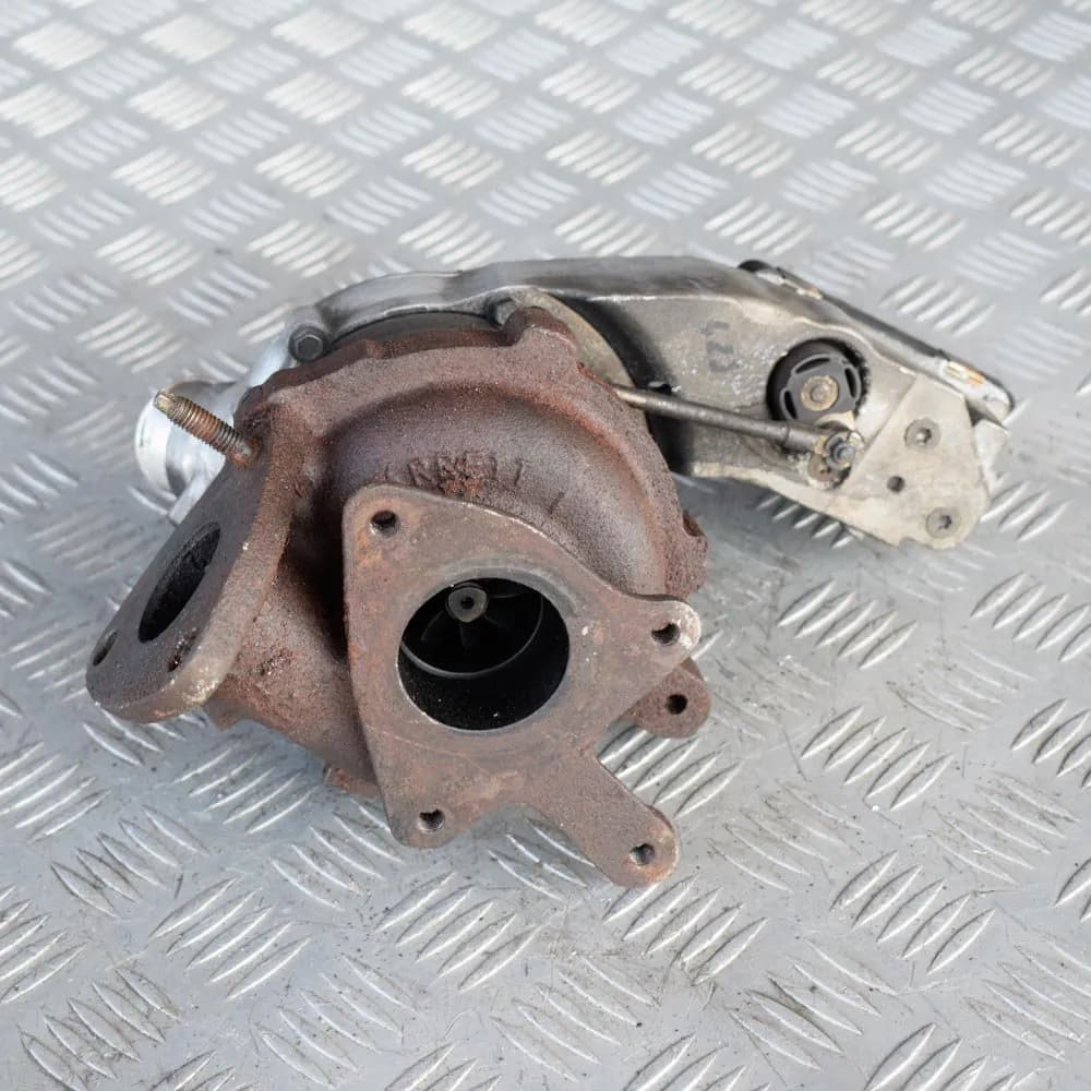 Land Range Rover Sport Turbocharger AX2Q-6K682-CB L320 3.0TD 4x4 183kw 2012