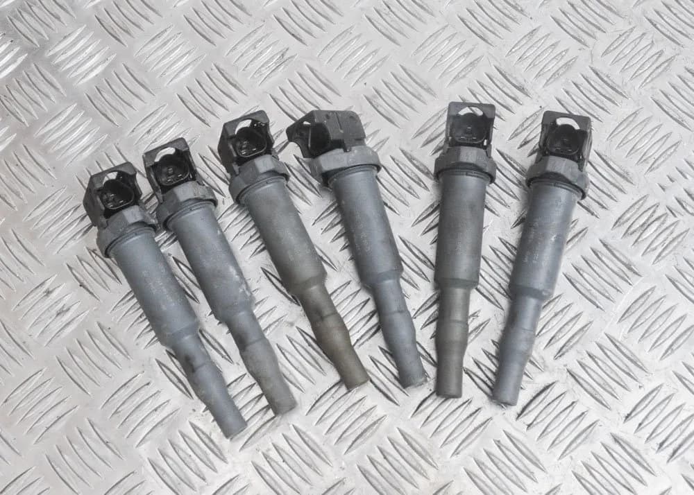 BMW 3 E90 325i High Voltage Ignition Coil sET 7638477 0221504471 160kw 2009